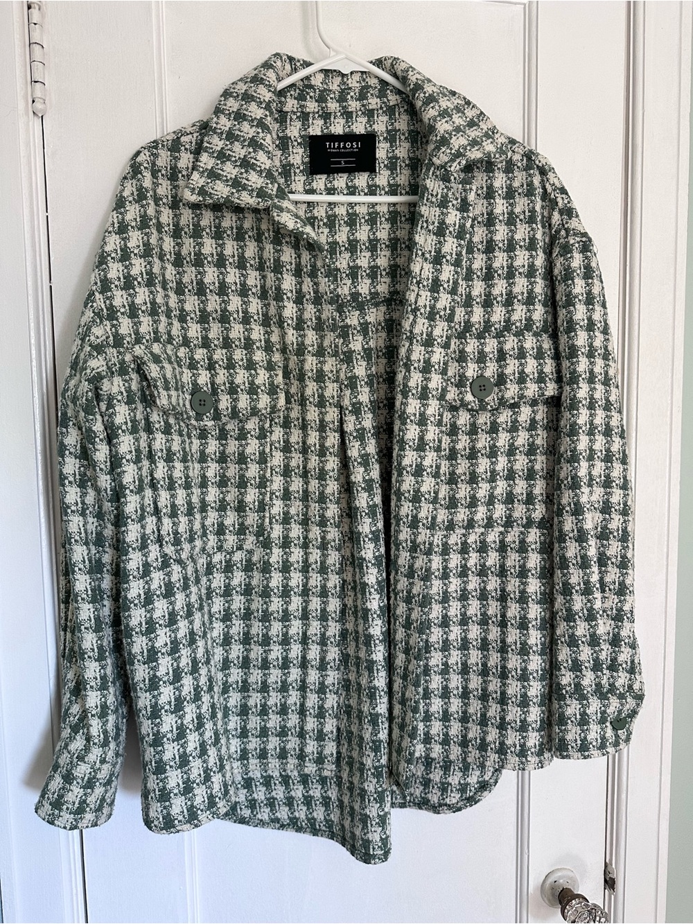 Women's Green & Cream Houndstooth Shacket